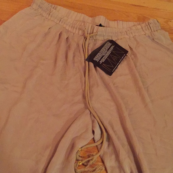 Iman beige lightweight silkypolyester palazzo pant - Picture 5 of 8